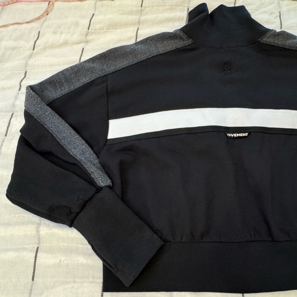 FP Movement Black High Jump Oversize Terry Zip-Up Track Jacket XS - Picture 15 of 16